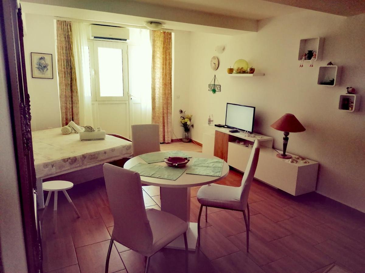 Apartment Lju On The Beach Σπλιτ Εξωτερικό φωτογραφία
